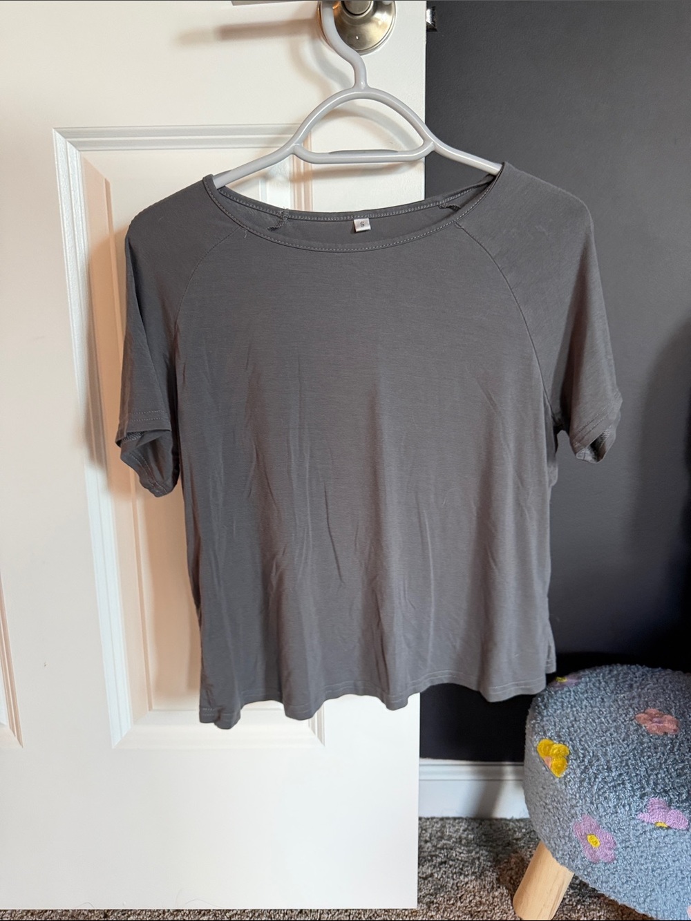 Women's Gray Short Sleeve Tee